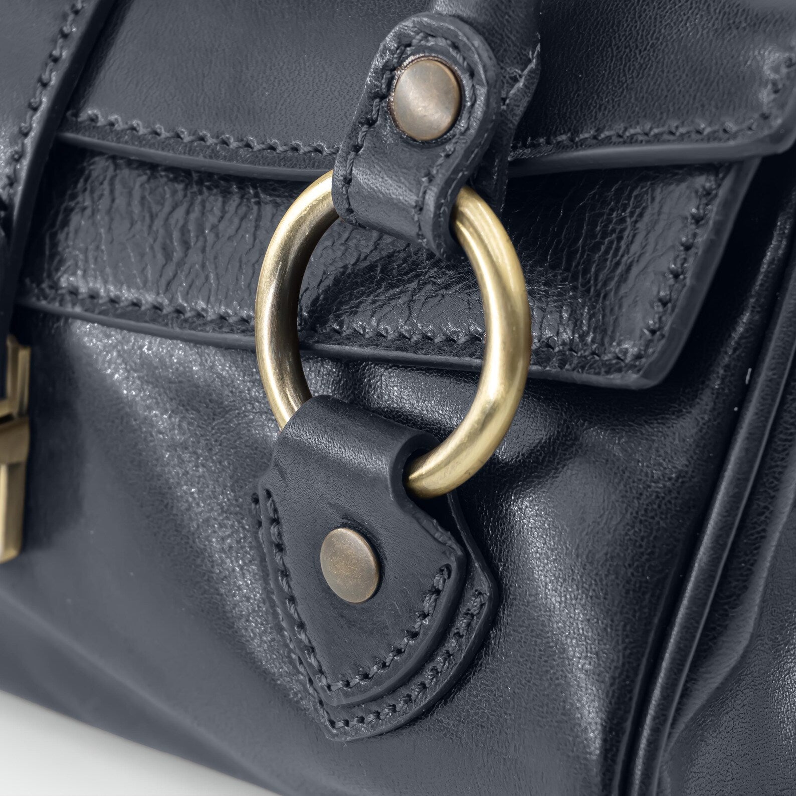 Italian Handmade Leather Bag for Women | Elegant Black Shoulder Bag From Florence, Made in Italy | Classic Top Handle Purse