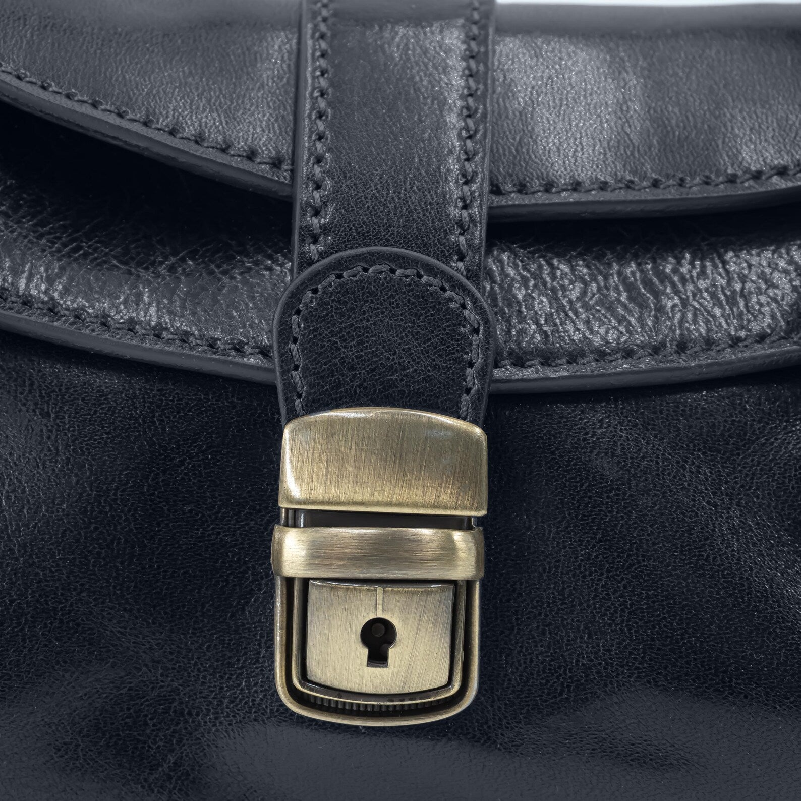 Italian Handmade Leather Bag for Women | Elegant Black Shoulder Bag From Florence, Made in Italy | Classic Top Handle Purse