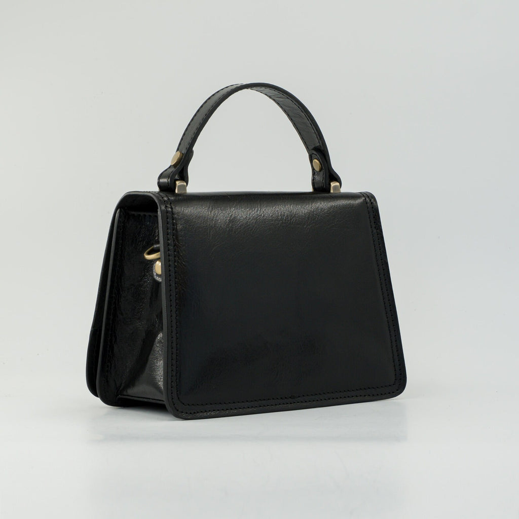 Italian Handmade Leather Bag for Women | Elegant Black Crossbody & Shoulder Bag | From Florence – Made in Italy