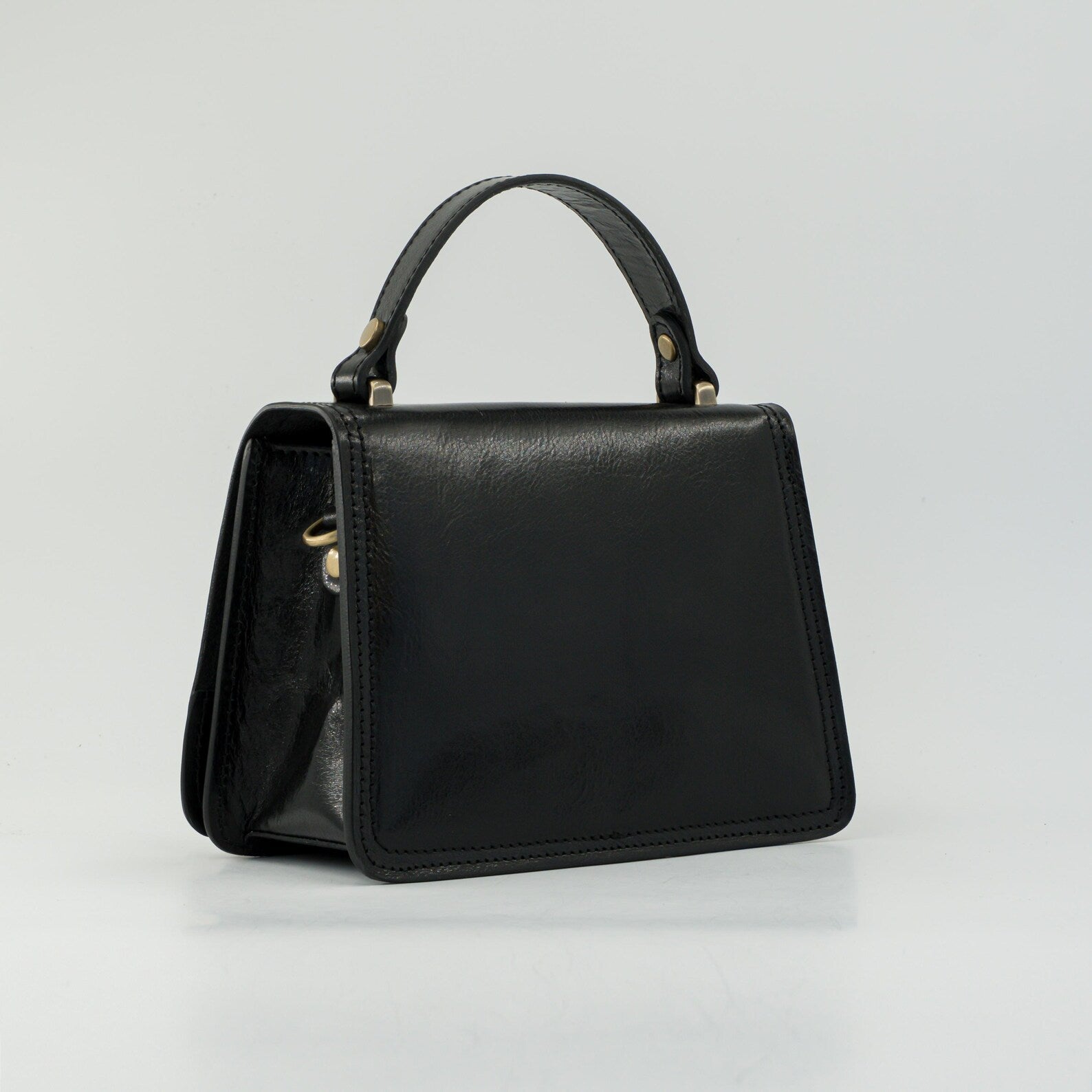 Italian Handmade Leather Bag for Women | Elegant Black Crossbody & Shoulder Bag | From Florence – Made in Italy