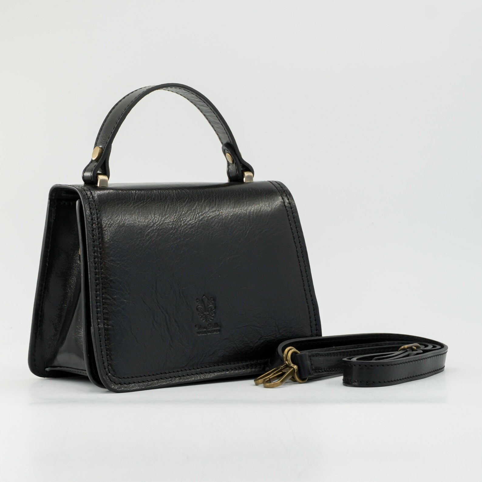 Italian Handmade Leather Bag for Women | Elegant Black Crossbody & Shoulder Bag | From Florence – Made in Italy