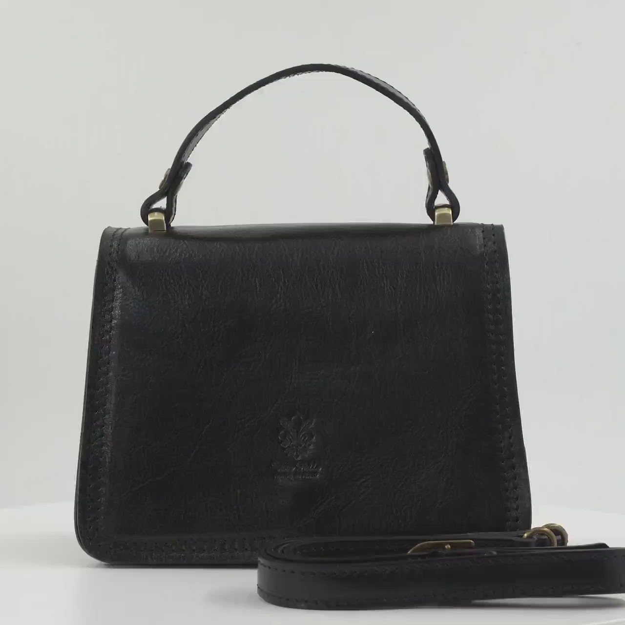 Italian Handmade Leather Bag for Women | Elegant Black Crossbody & Shoulder Bag | From Florence – Made in Italy
